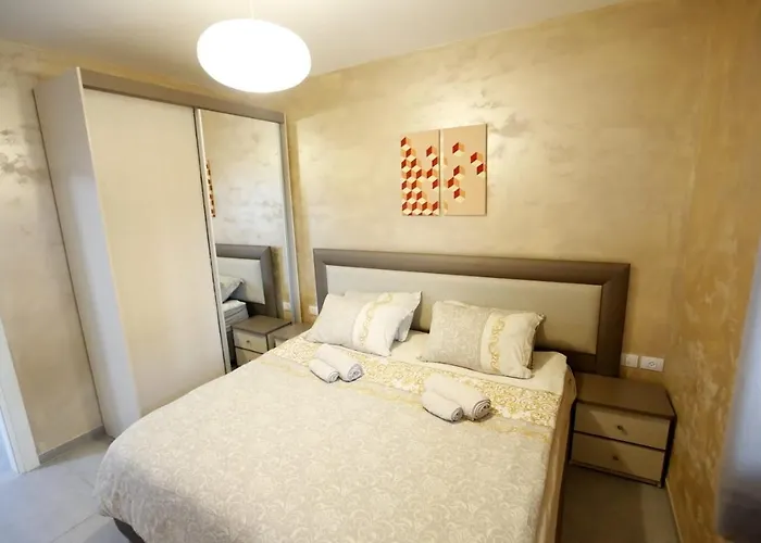 Brand new apt Jerusalem Boutique haneviim